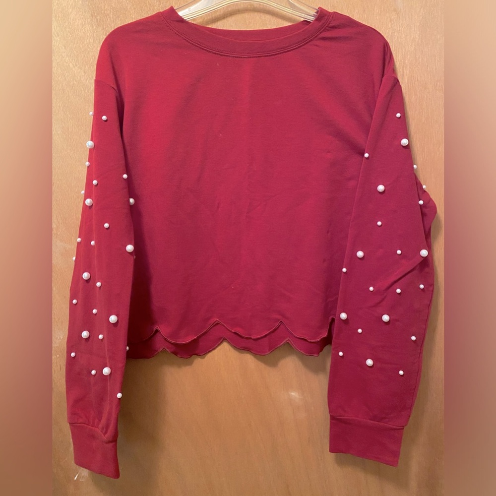 Maroon Pearl Scallop Edge Pullover